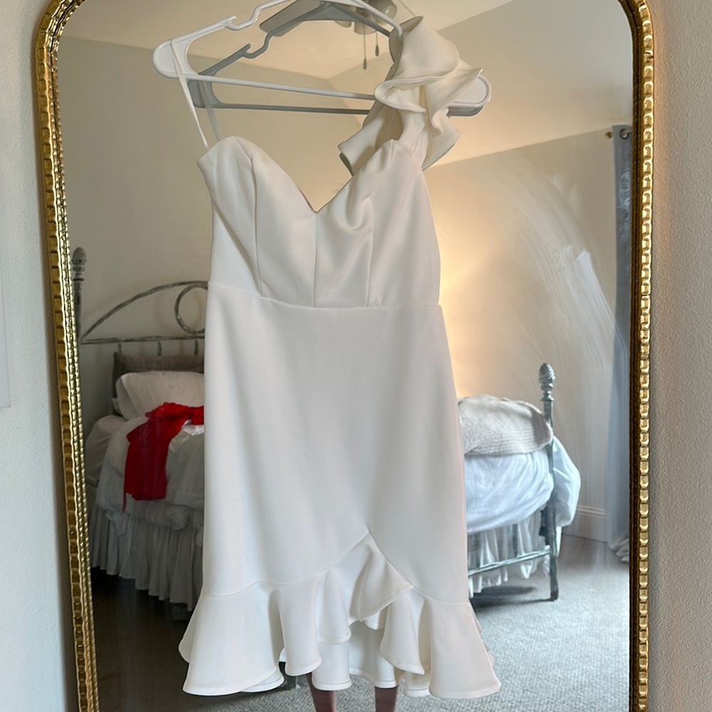 White ruffle one shoulder mini dress, sweetheart neck, great for HOCO worn once